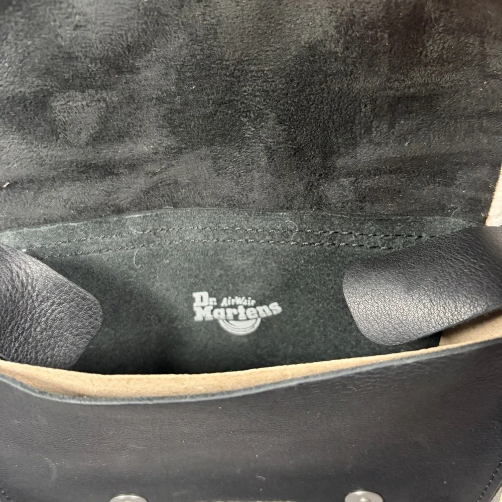 Dr. Martens Satchel Unisex 7
